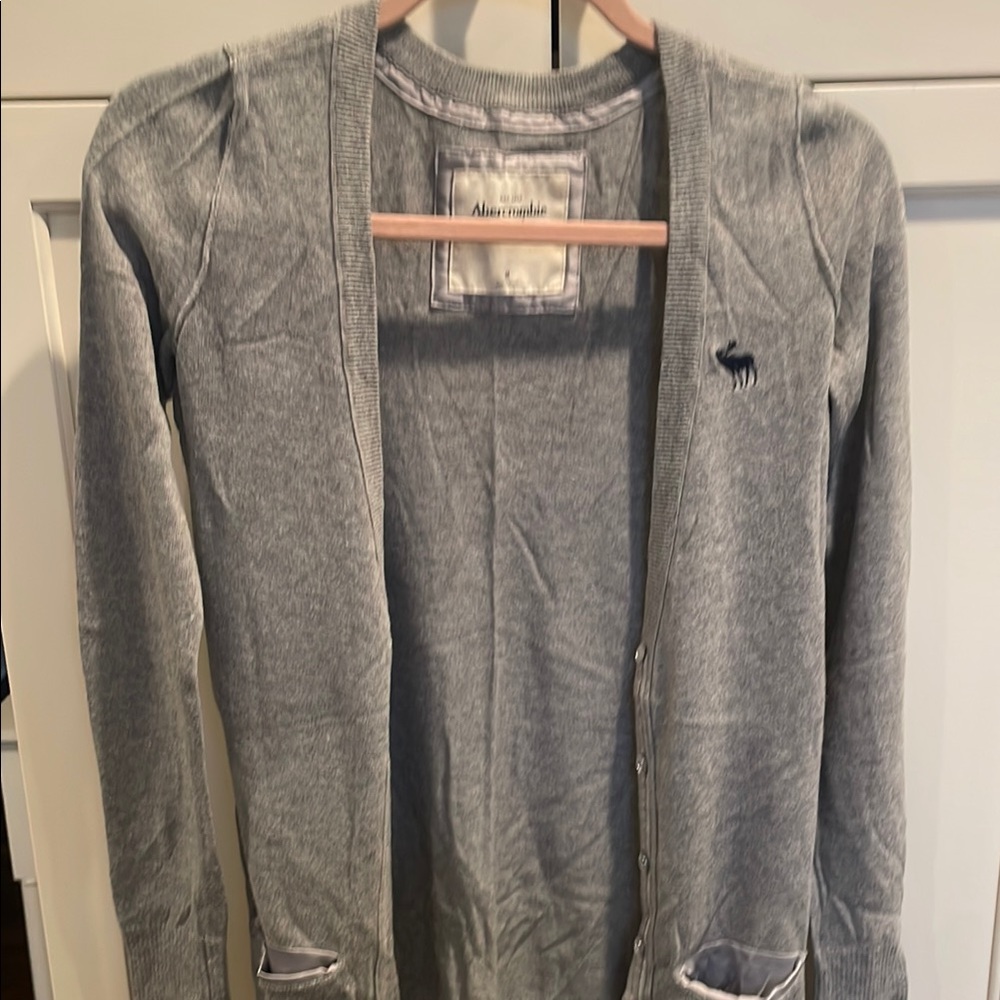 Vintage Ladies Abercrombie Gray Cardigan